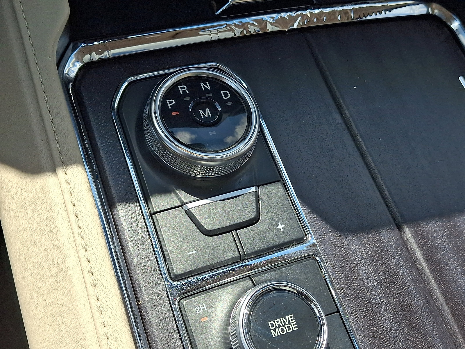 Certified 2022 Ford Expedition Max Platinum image 22