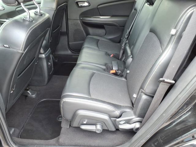 Used 2020 Dodge Journey Crossroad FWD image 19