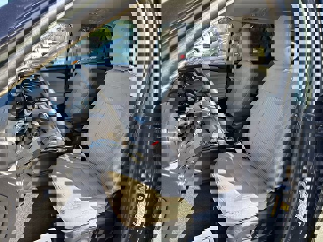 Certified 2023 Ford Explorer XLT image 6