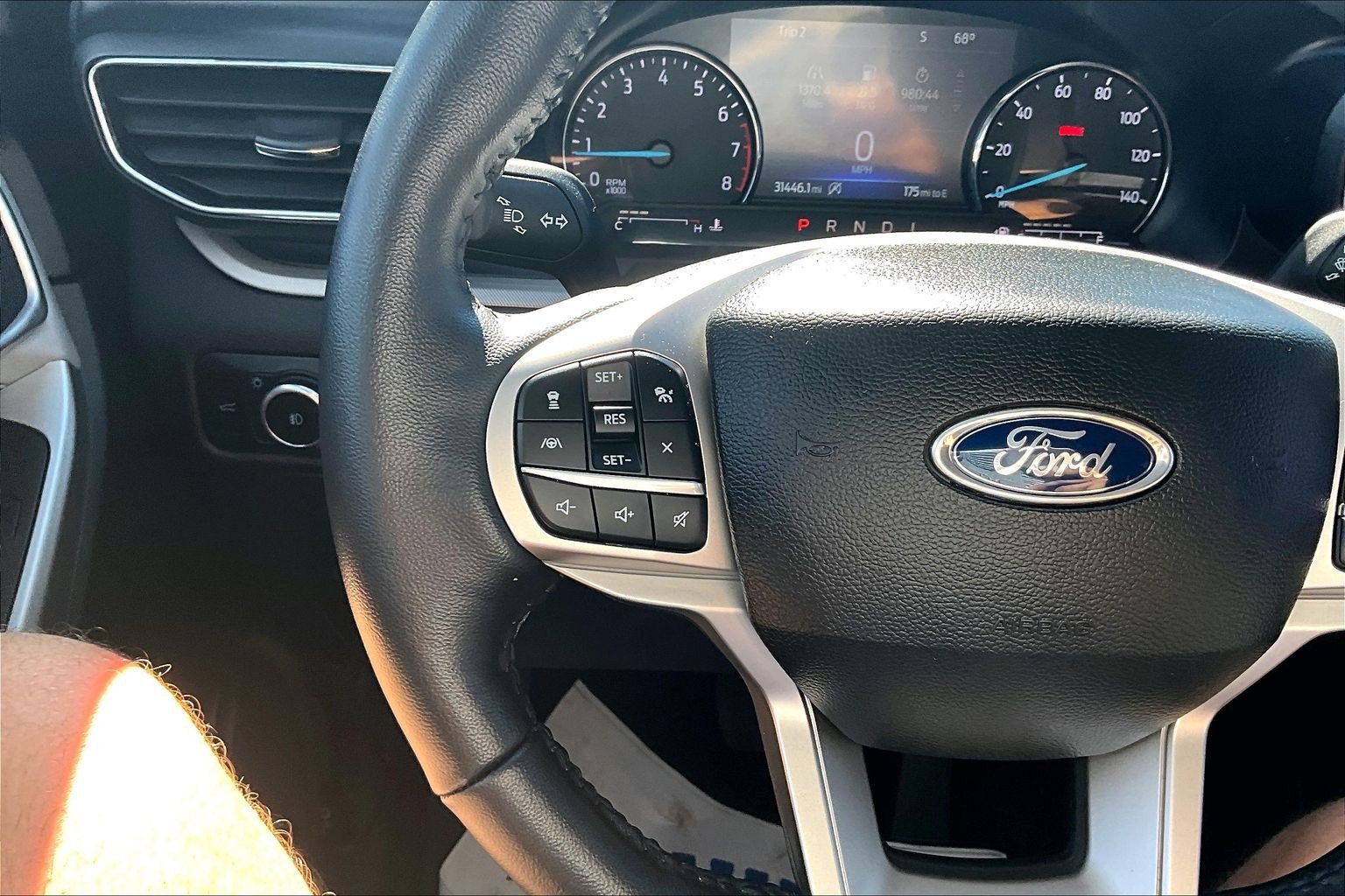 Certified 2023 Ford Explorer XLT w/ Equipment Group 202A AWD/4WD image 23