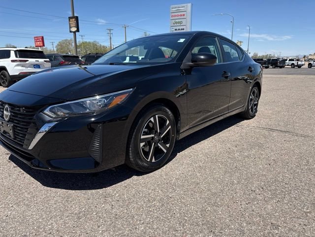 Used 2025 Nissan Sentra SV FWD image 9