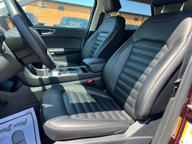 Certified 2024 Ford Edge SEL w/ Convenience Package AWD/4WD image 17