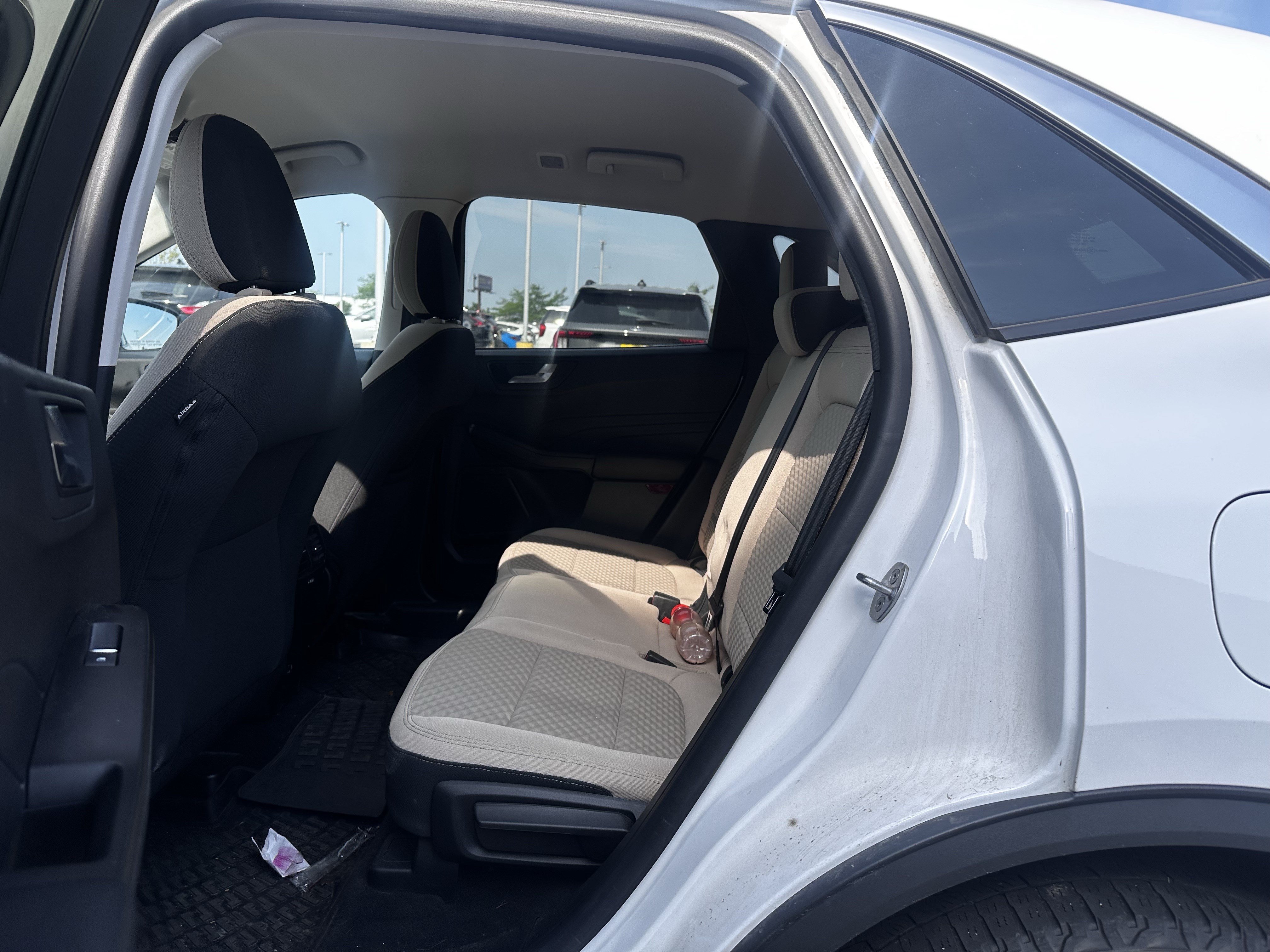 Certified 2021 Ford Escape SE w/ Cold Weather Package FWD image 8