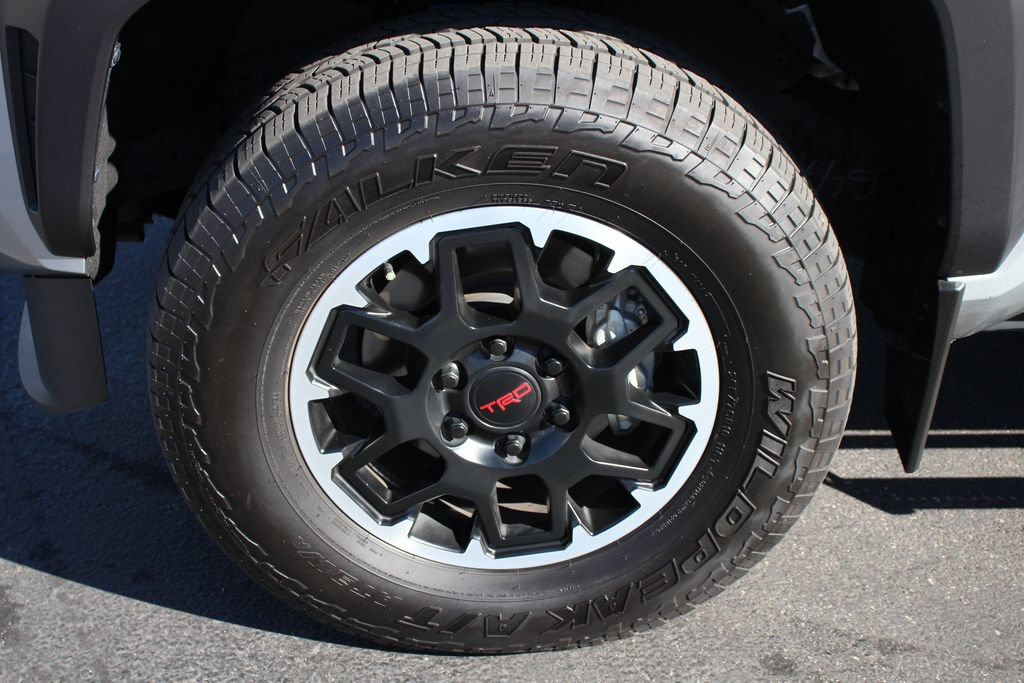 Used 2024 Toyota Tacoma TRD Off-Road AWD/4WD image 14