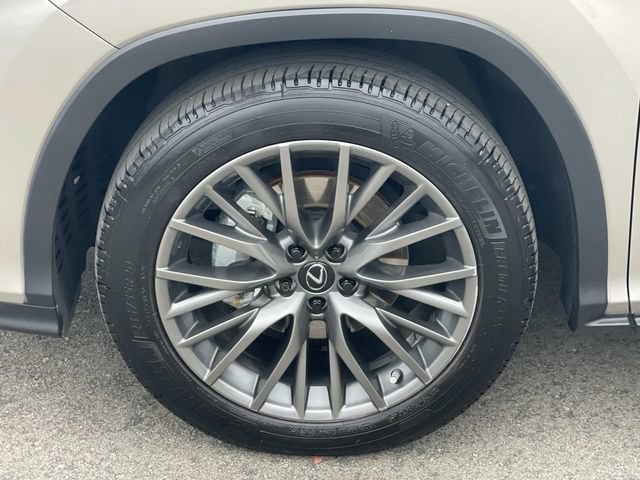 Used 2022 Lexus RX 350 F Sport w/ Accessory Package AWD/4WD image 39