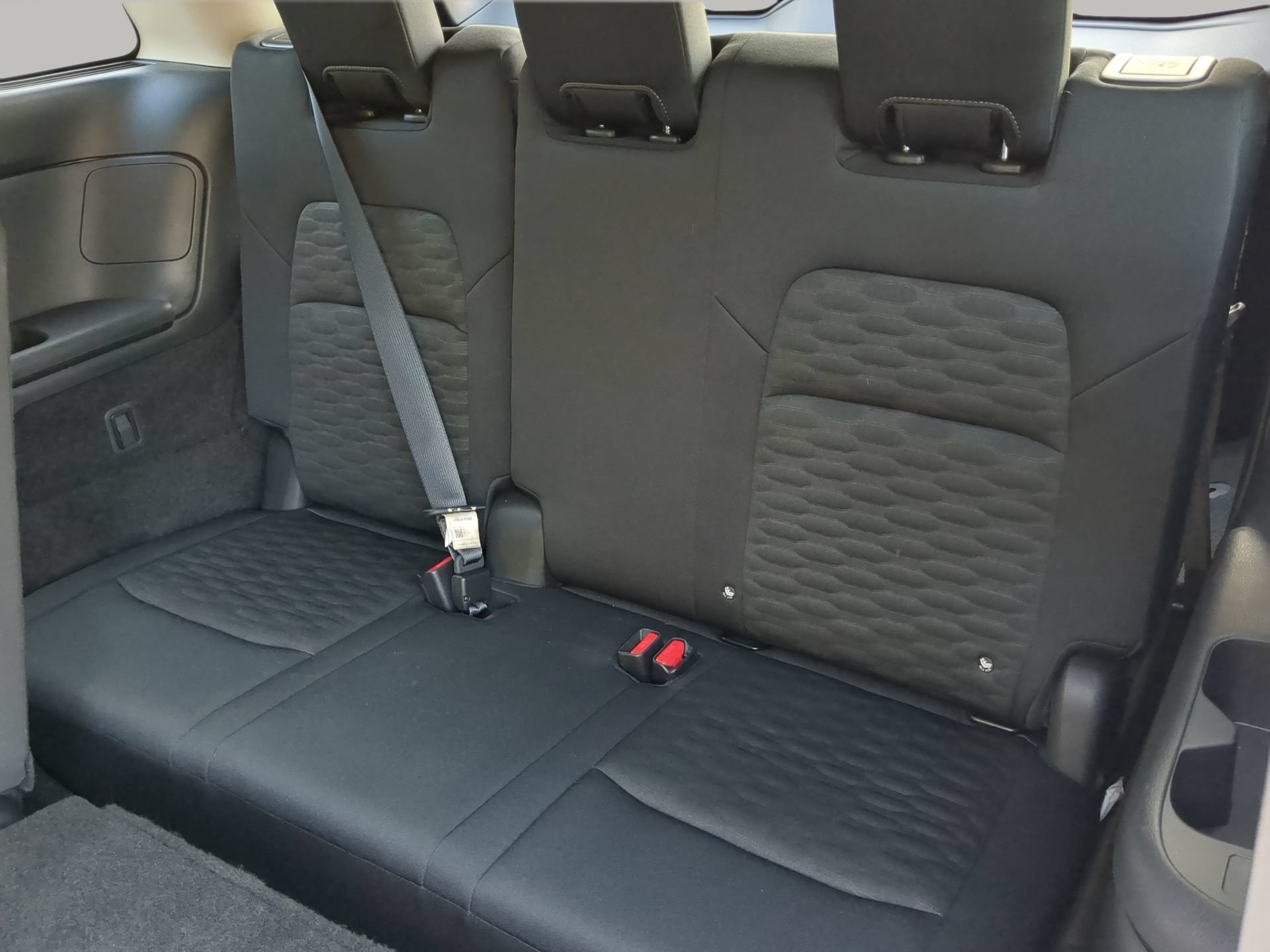 Used 2024 Nissan Pathfinder SV FWD image 54