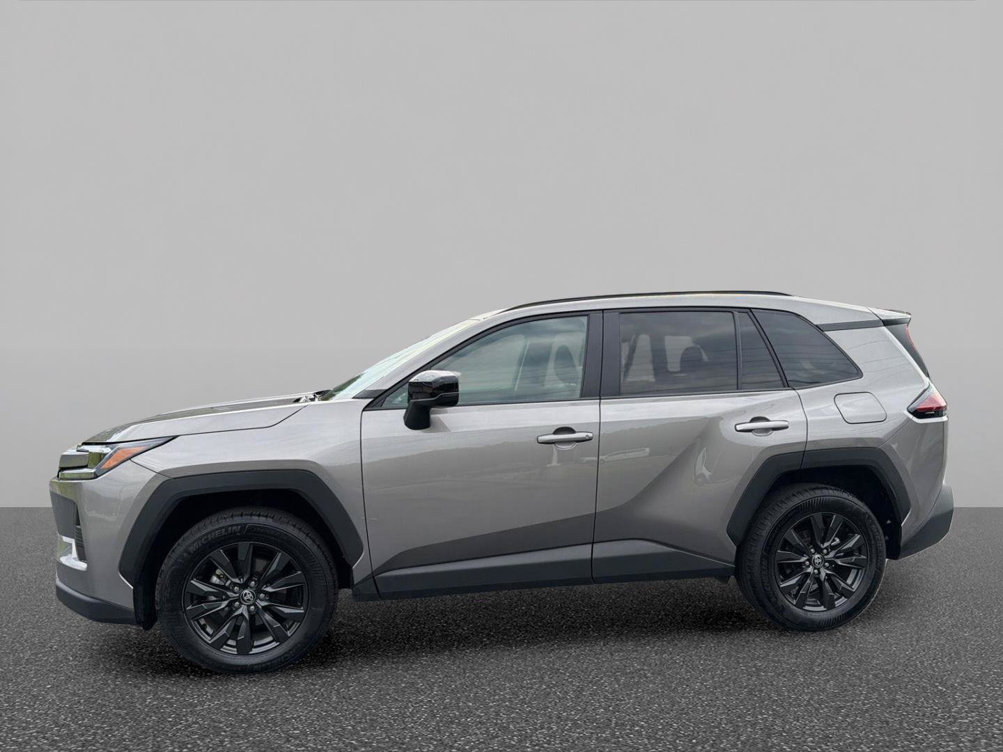 Used 2026 Toyota RAV4 XLE Premium FWD image 4