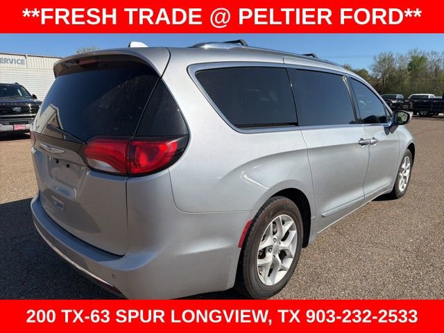 Used 2019 Chrysler Pacifica Touring-L Plus w/ Tire & Wheel Group image 3