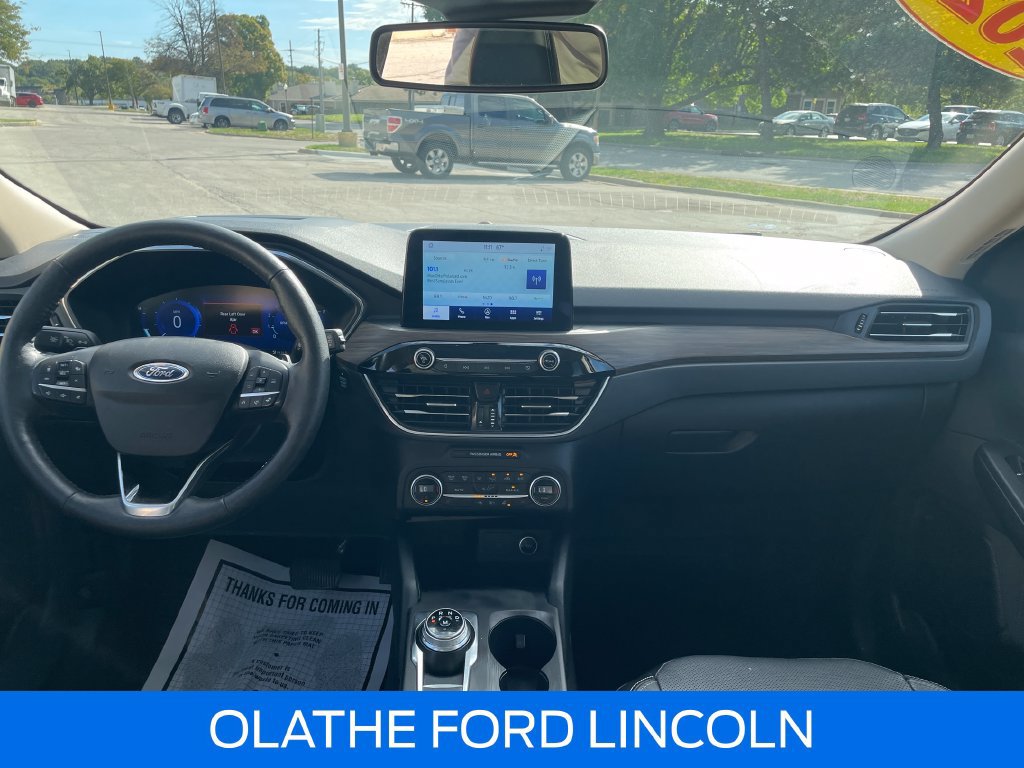 Certified 2020 Ford Escape Titanium AWD/4WD image 21