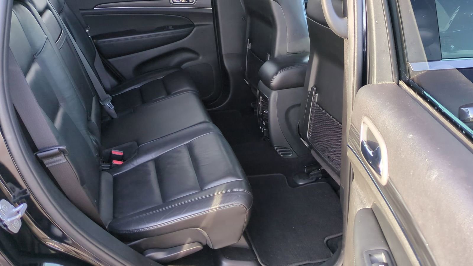 Used 2019 Jeep Grand Cherokee Limited w/ Trailer Tow Group IV image 23