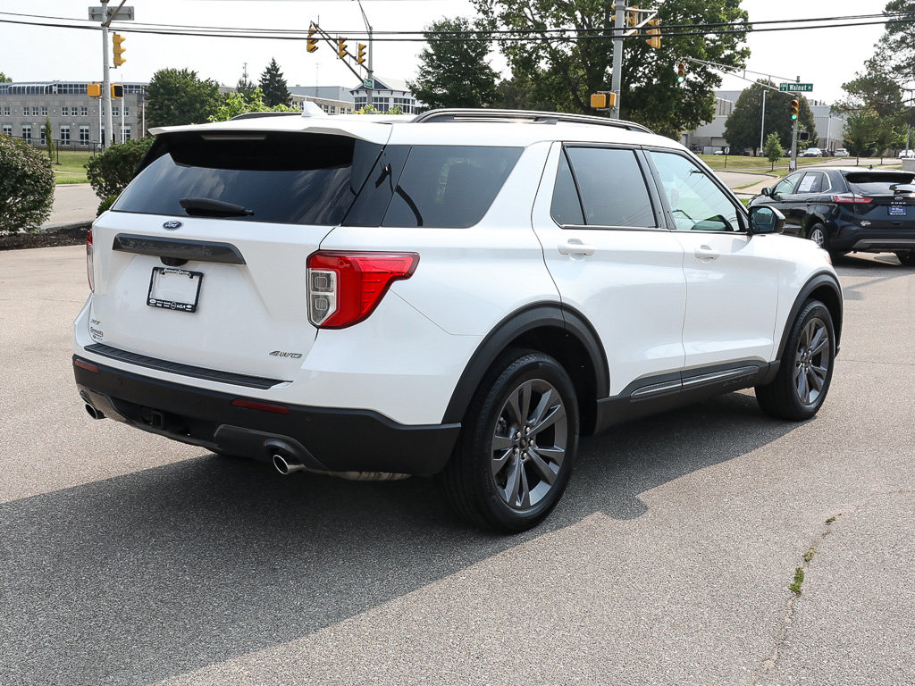 Certified 2024 Ford Explorer XLT w/ Equipment Group 202A AWD/4WD image 7