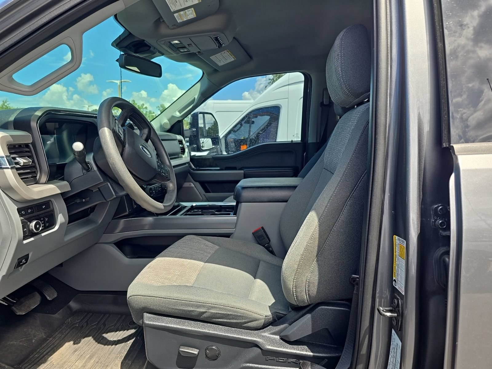 Certified 2024 Ford F250 XLT w/ Black Appearance Package AWD/4WD image 5