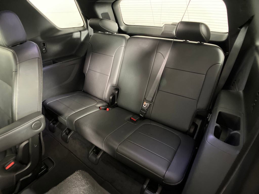 Used 2022 Chevrolet Traverse LT image 31
