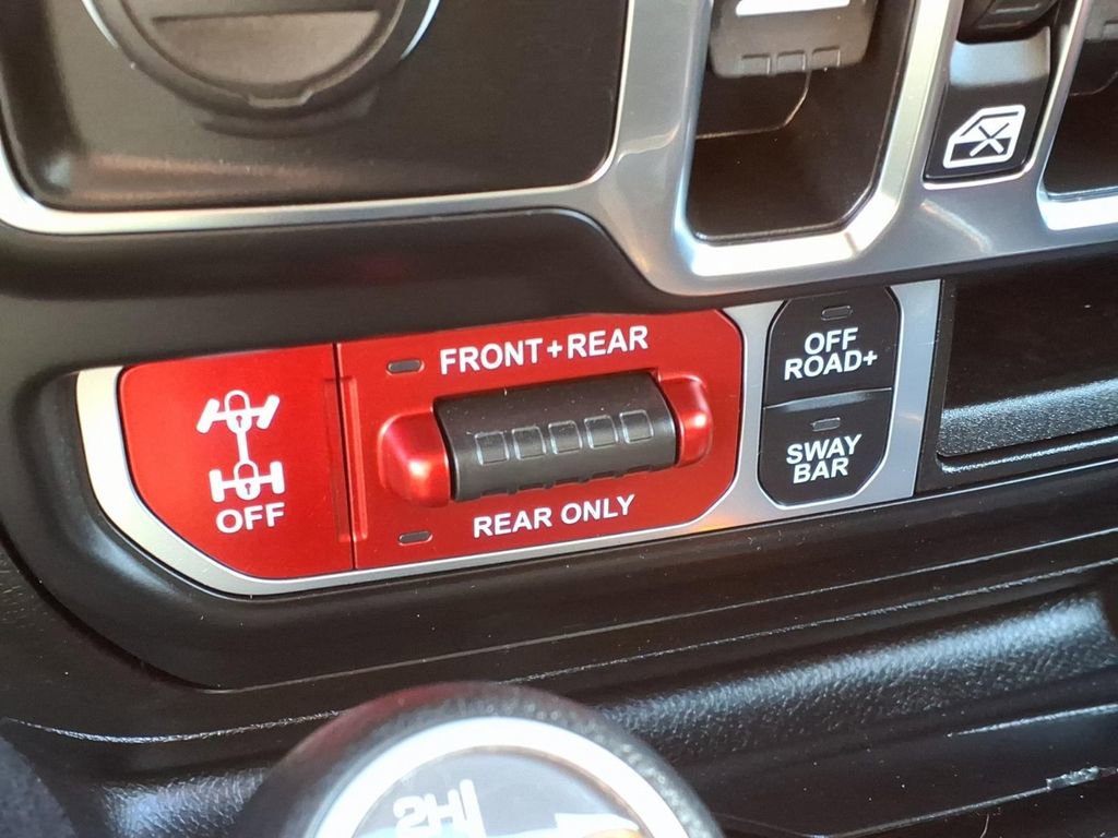 Used 2023 Jeep Wrangler Unlimited Rubicon AWD/4WD image 19