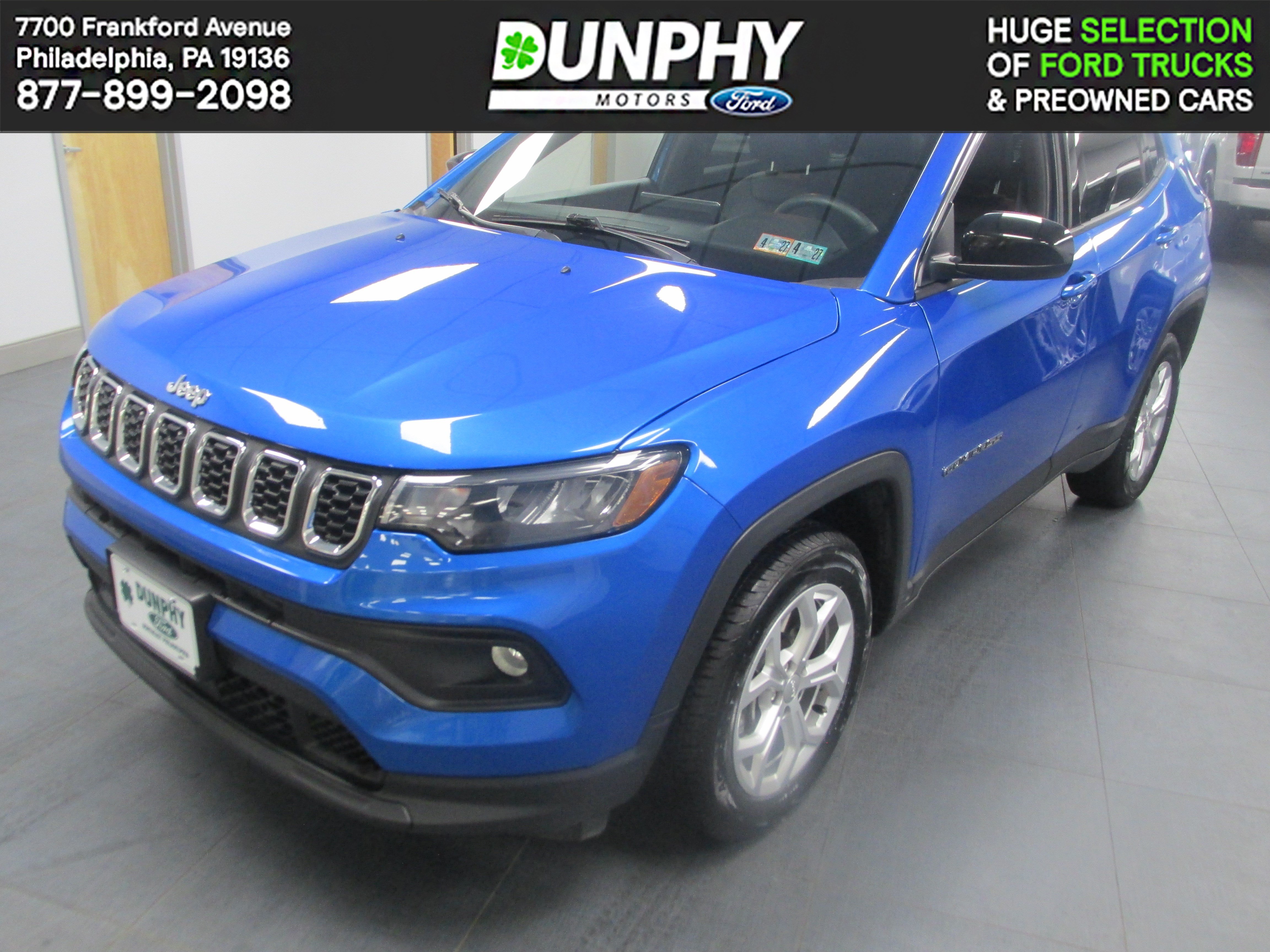 Used 2024 Jeep Compass Latitude