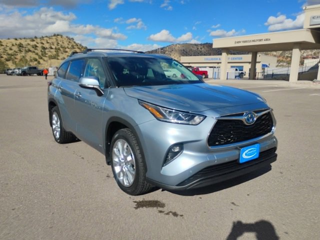 Used 2023 Toyota Highlander Limited