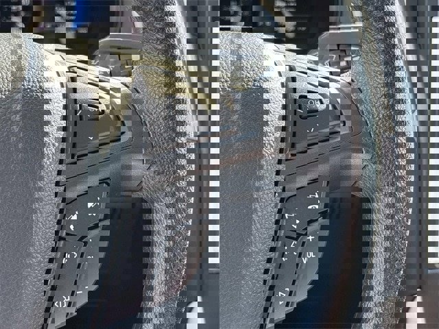 Certified 2024 Ford Edge SE image 28