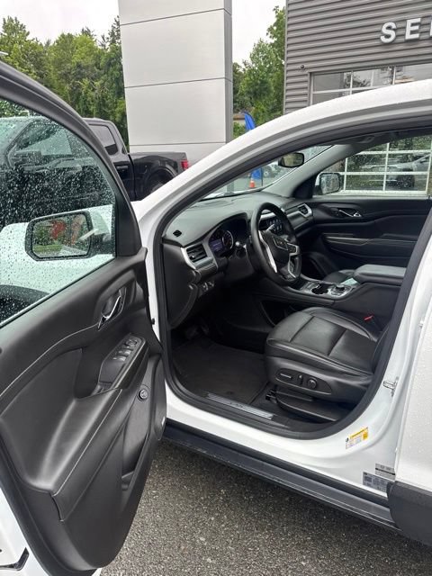 Used 2023 GMC Acadia SLT AWD/4WD image 15