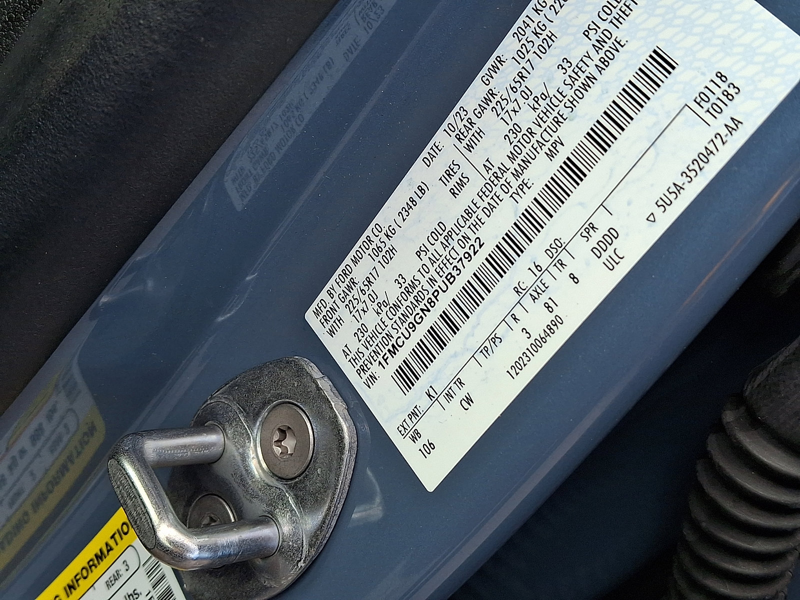 Certified 2023 Ford Escape Active AWD/4WD image 27