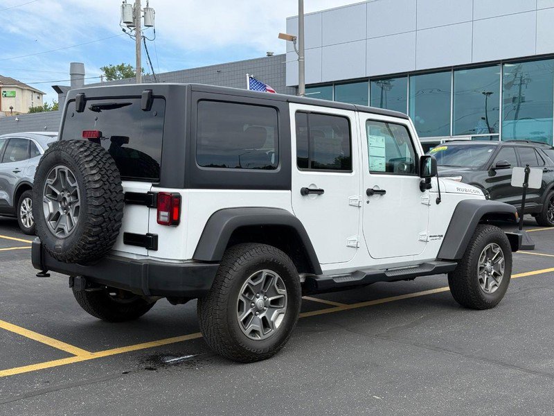 Used 2018 Jeep Wrangler Unlimited Rubicon w/ Dual Top Group AWD/4WD image 3