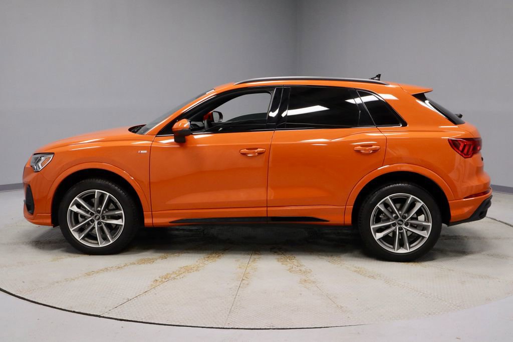 Used 2024 Audi Q3 2.0T Premium Plus w/ Premium Plus Package AWD/4WD image 10