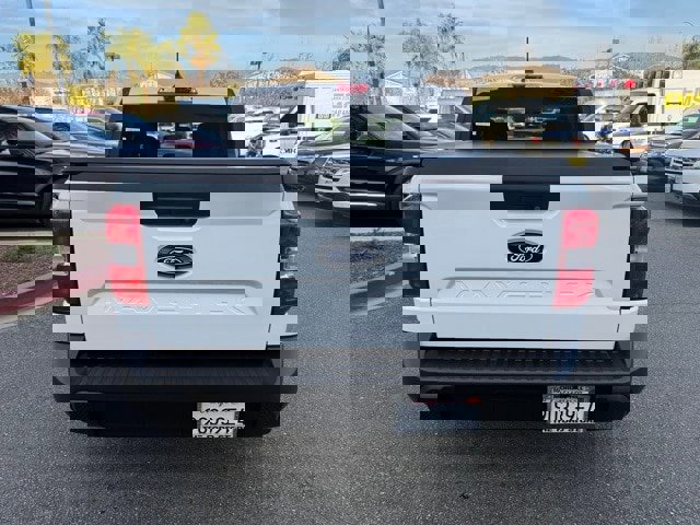 Certified 2025 Ford Maverick XL w/ Equipment Group 102A image 4