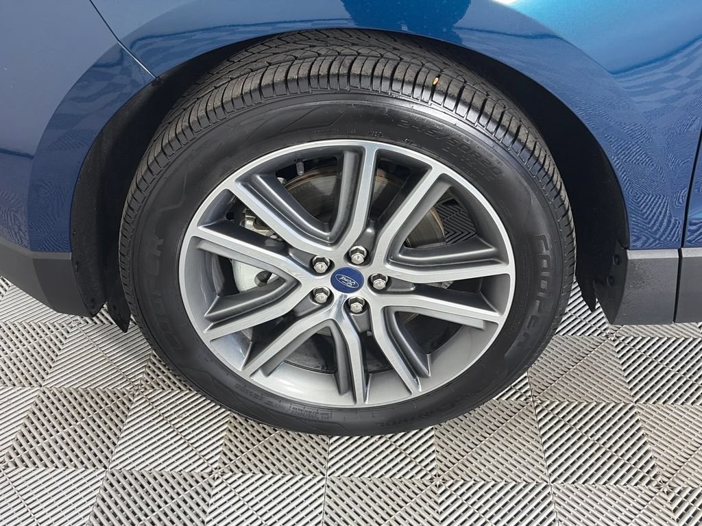 Certified 2020 Ford Edge Titanium AWD/4WD image 8