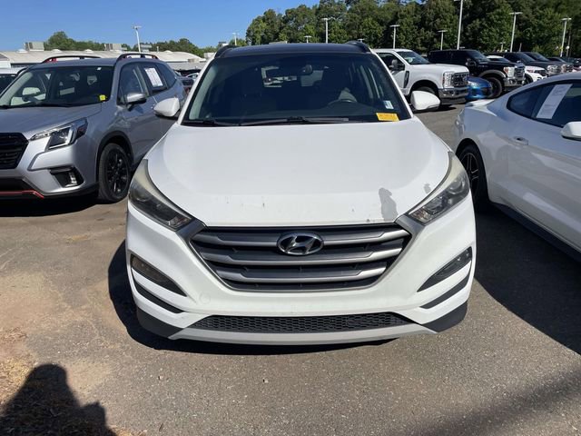 Used 2018 Hyundai Tucson Value FWD video 2