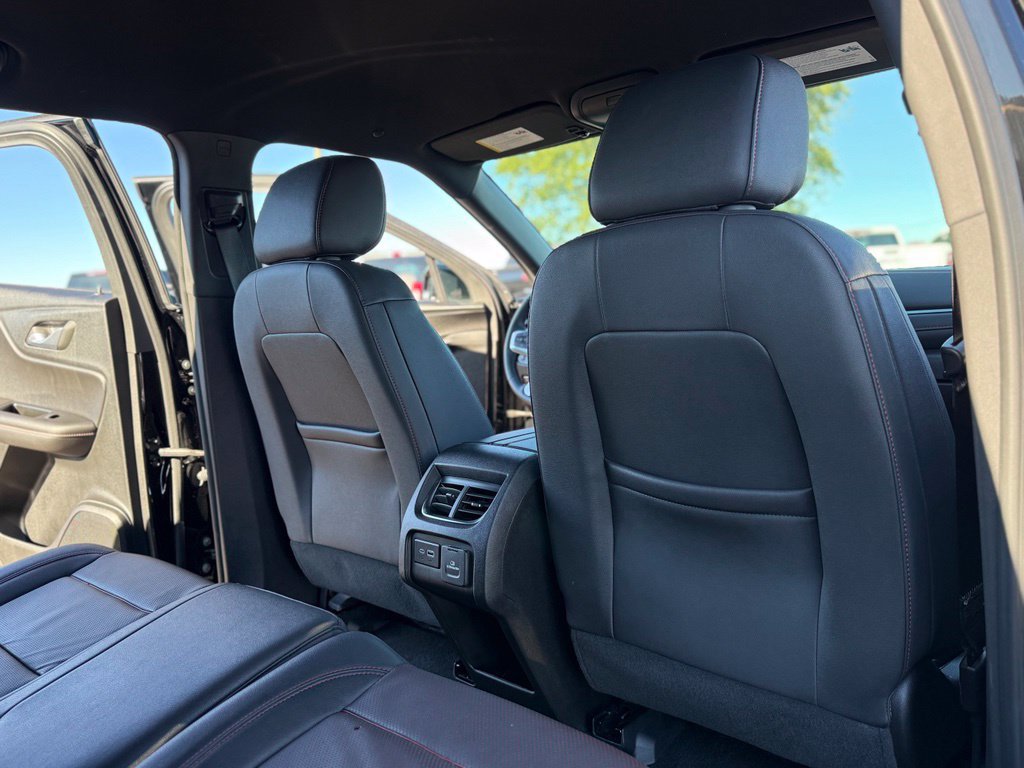 Used 2025 Chevrolet Blazer RS FWD image 15