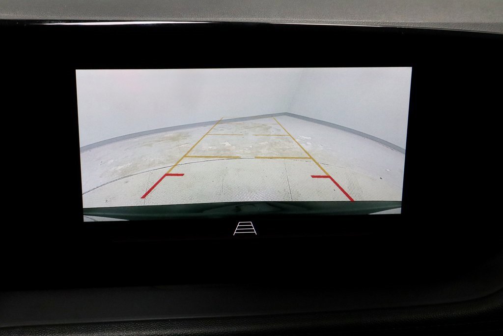 Used 2024 Buick Encore GX Sport Touring w/ Comfort Package image 2