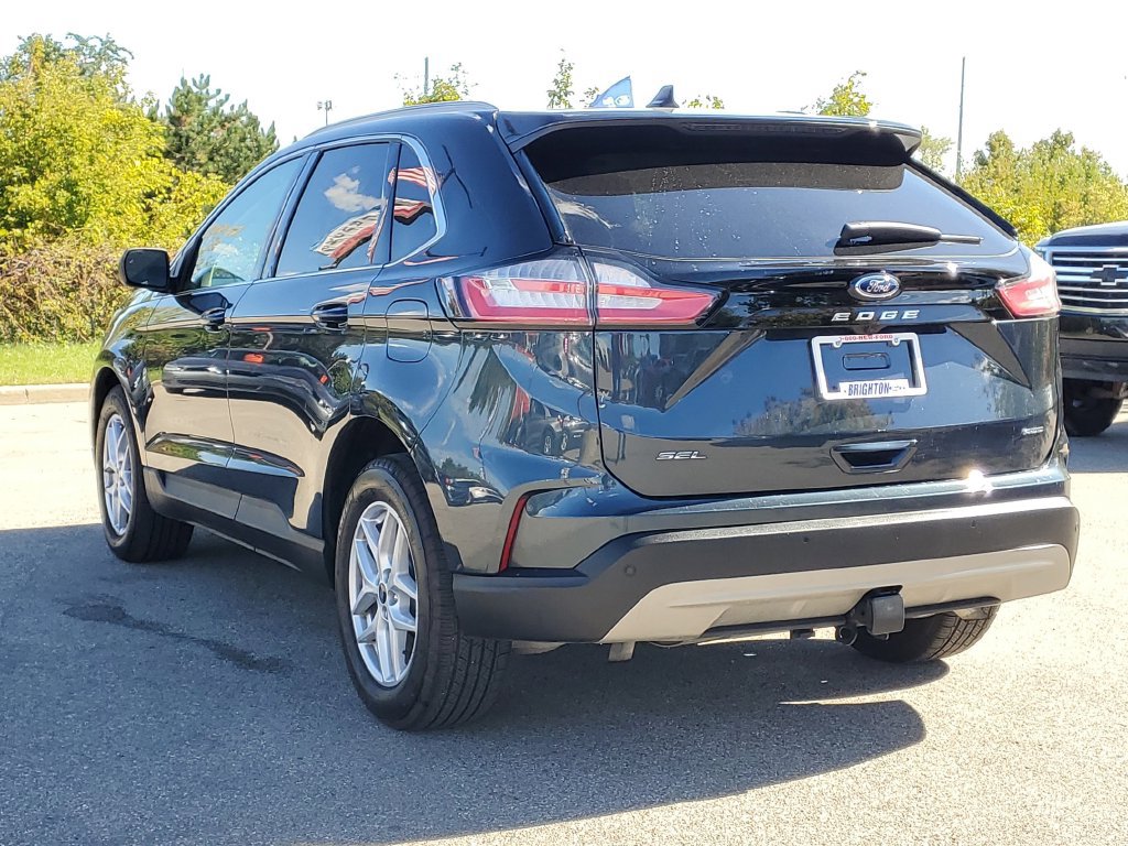 Certified 2024 Ford Edge SEL w/ Convenience Package AWD/4WD image 3