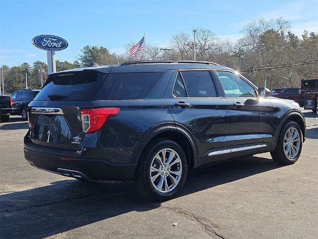 Certified 2023 Ford Explorer XLT w/ Equipment Group 202A image 4