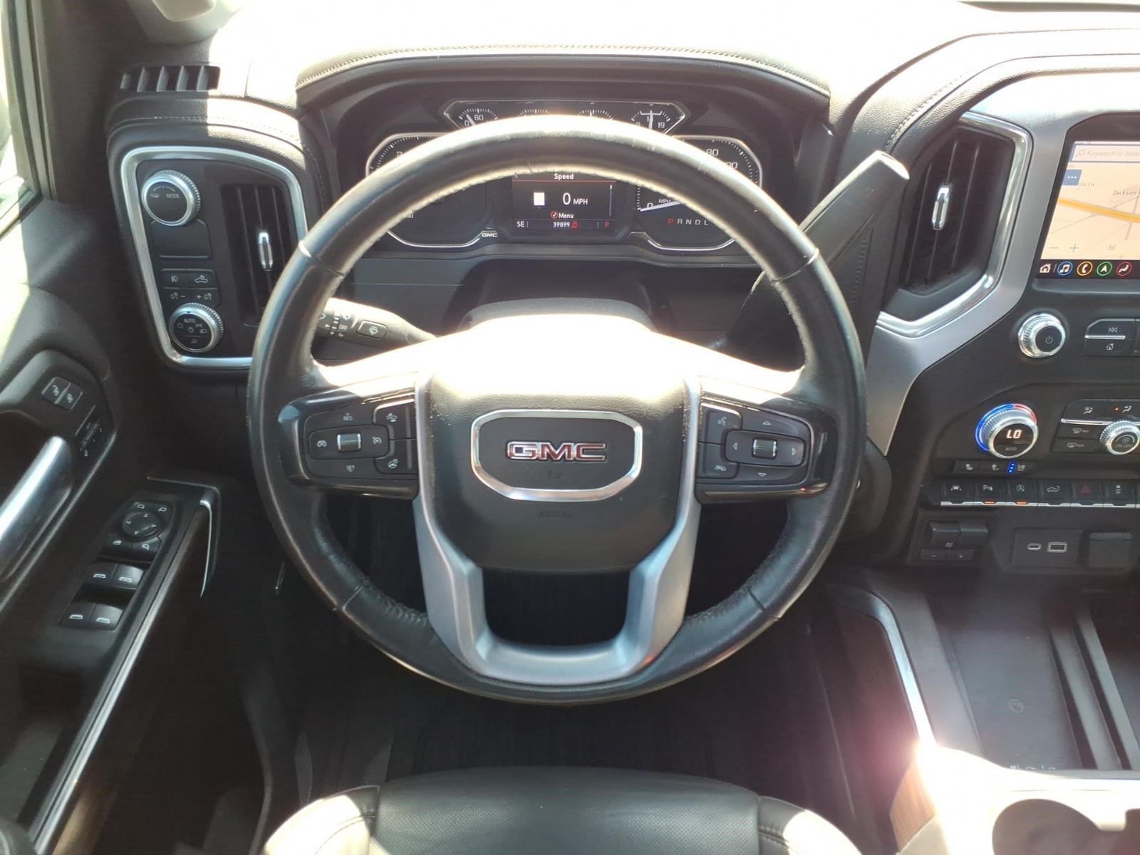Used 2020 GMC Sierra 1500 SLT RWD image 30
