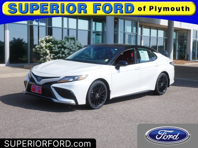 Used 2022 Toyota Camry XSE w/ Blackout Package (TMS) FWD image 1