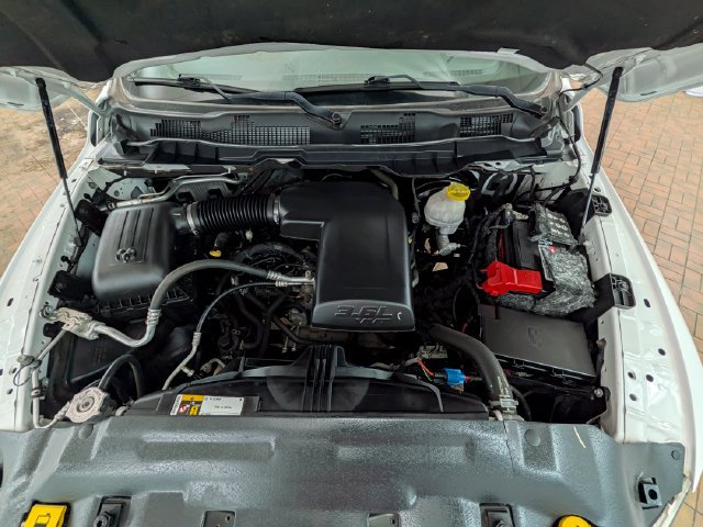 Used 2018 RAM 1500 Classic SLT AWD/4WD image 23