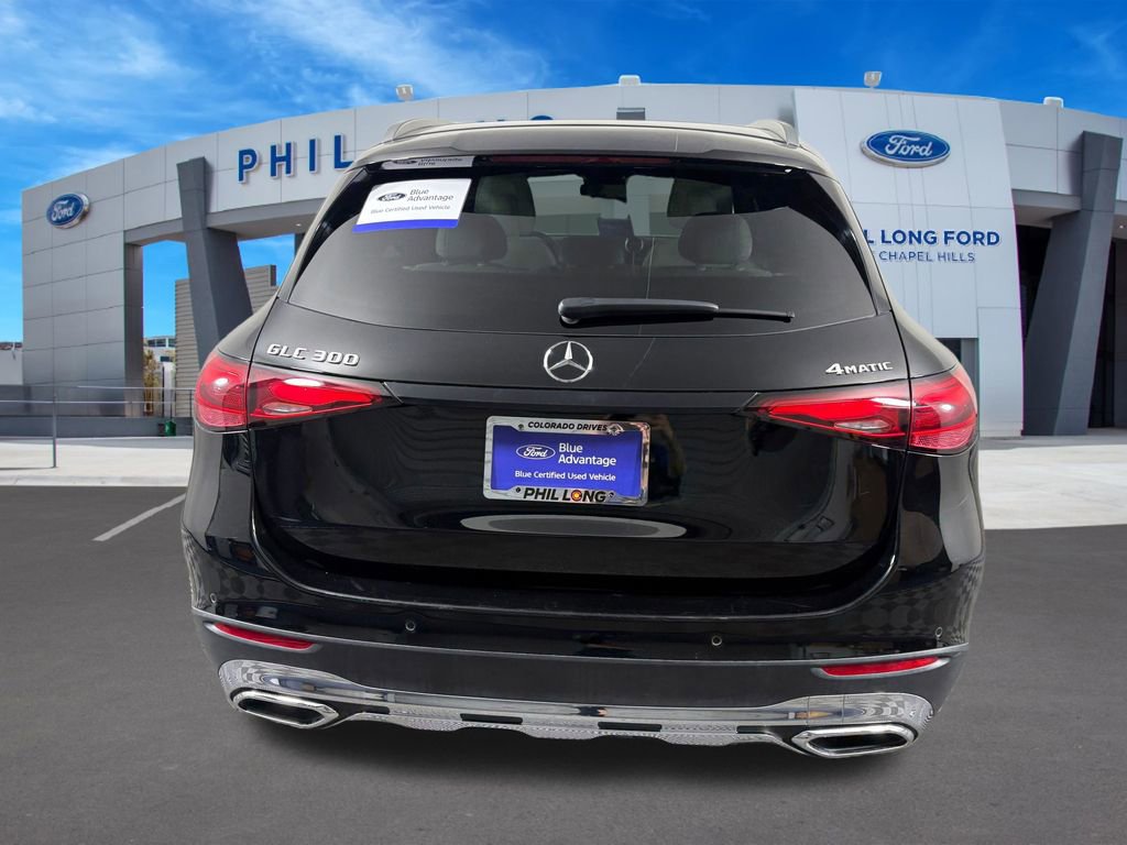 Used 2024 Mercedes-Benz GLC 300 4MATIC image 4