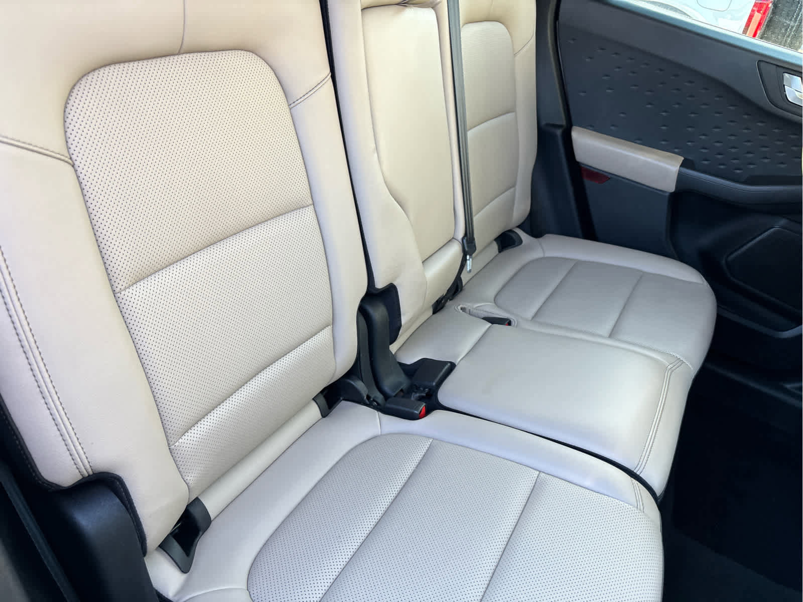 Certified 2020 Ford Escape SEL image 27