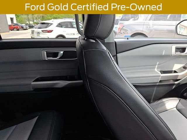 Certified 2022 Ford Explorer XLT w/ Equipment Group 202A AWD/4WD image 22
