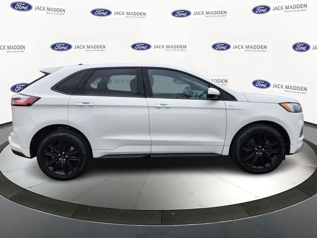Certified 2022 Ford Edge ST-Line w/ Class II Trailer Tow Package image 2