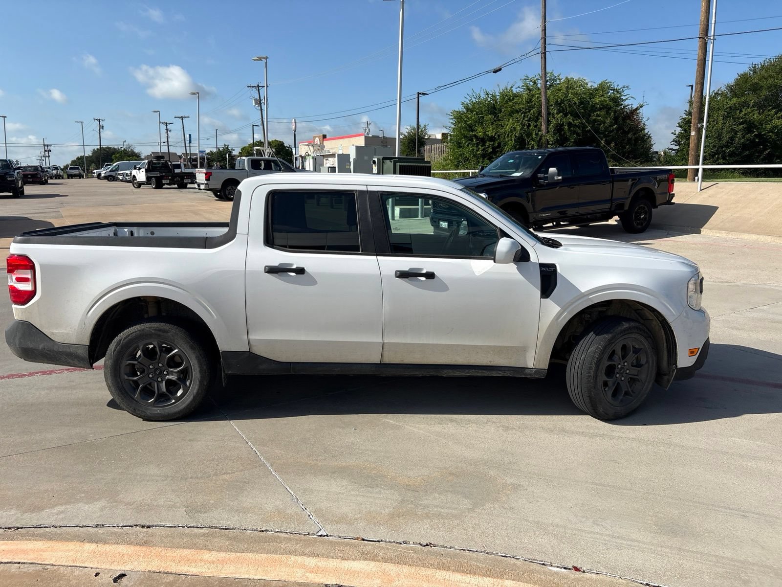 Certified 2023 Ford Maverick XLT w/ XLT Luxury Package FWD image 4