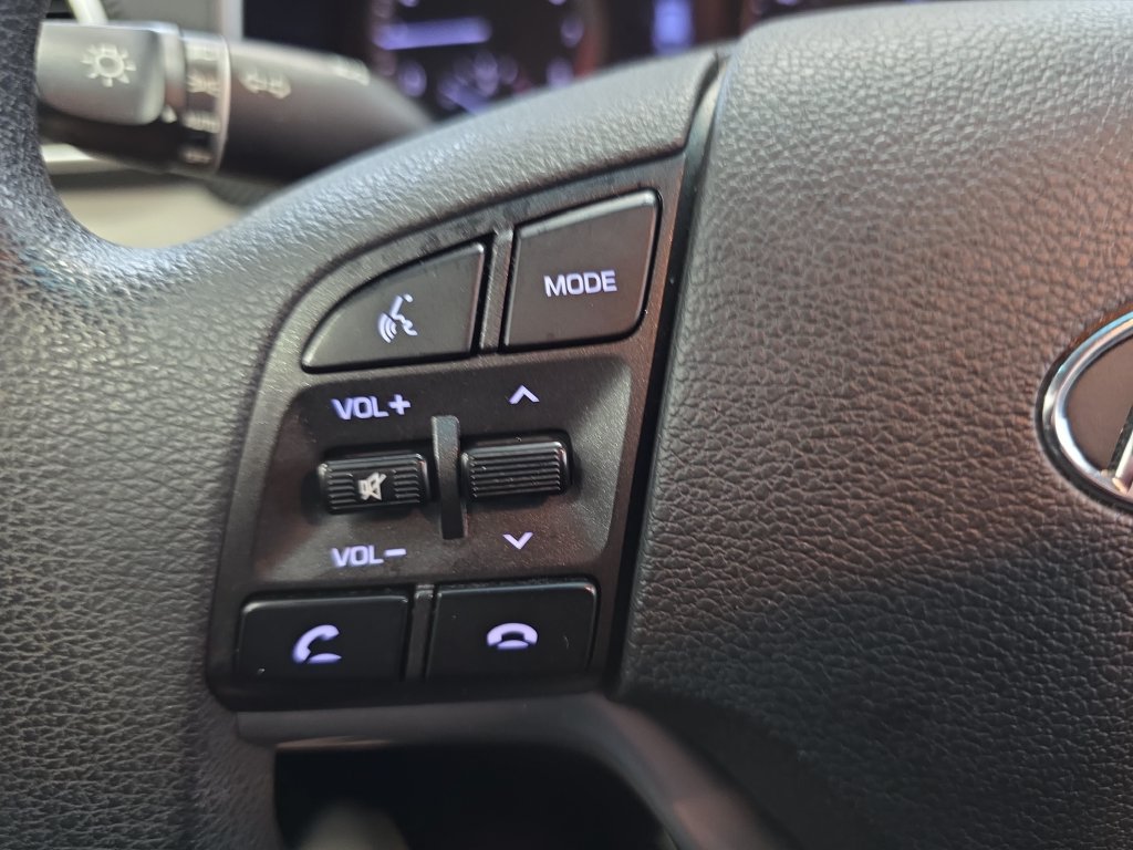 Used 2020 Hyundai Tucson Value AWD/4WD image 14