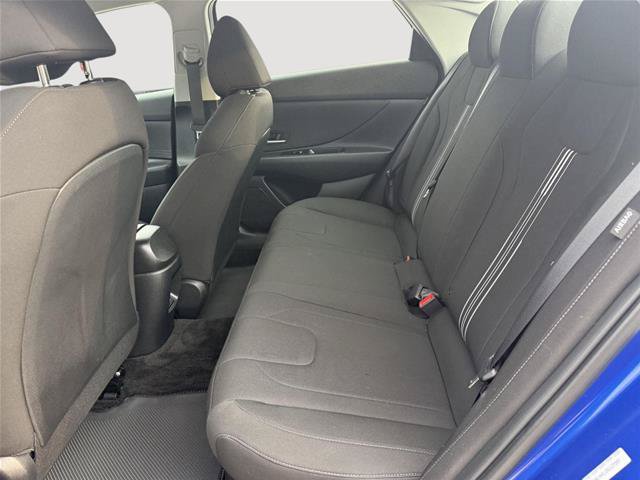Used 2025 Hyundai Elantra Hybrid FWD image 8