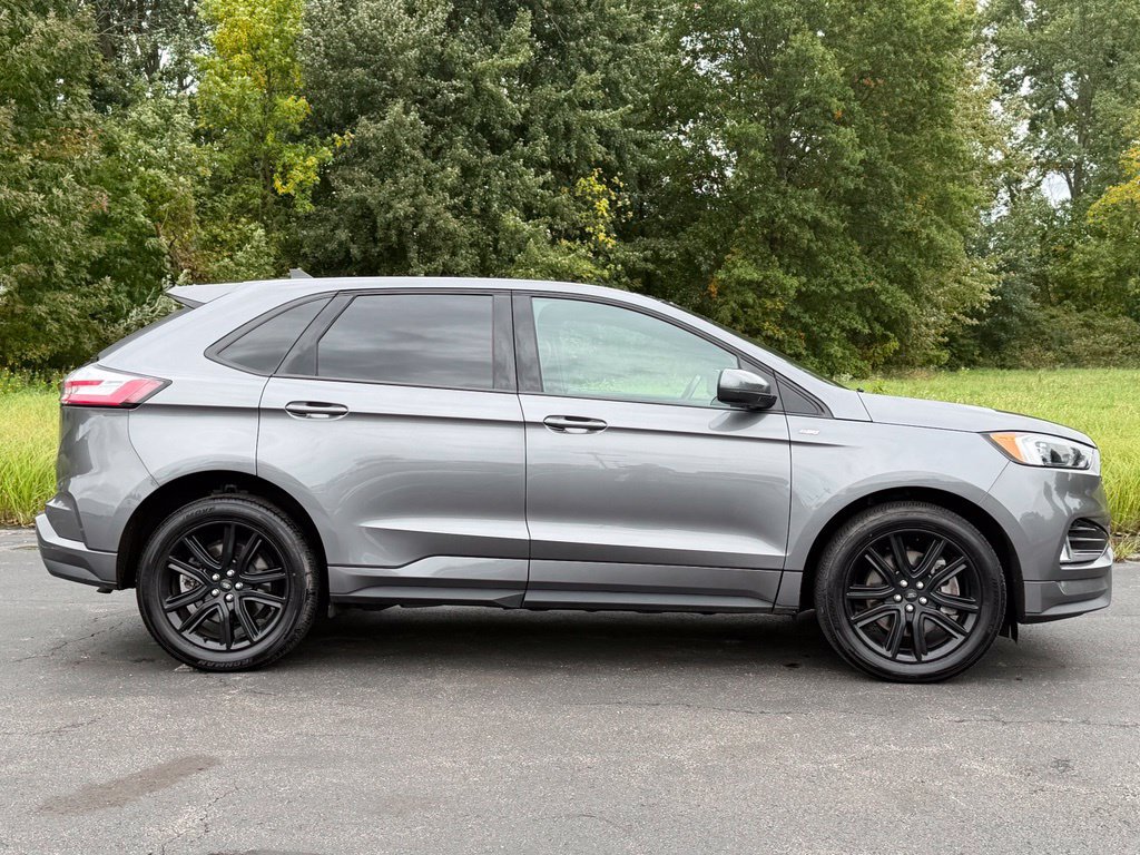 Certified 2022 Ford Edge ST-Line w/ Class II Trailer Tow Package AWD/4WD image 7