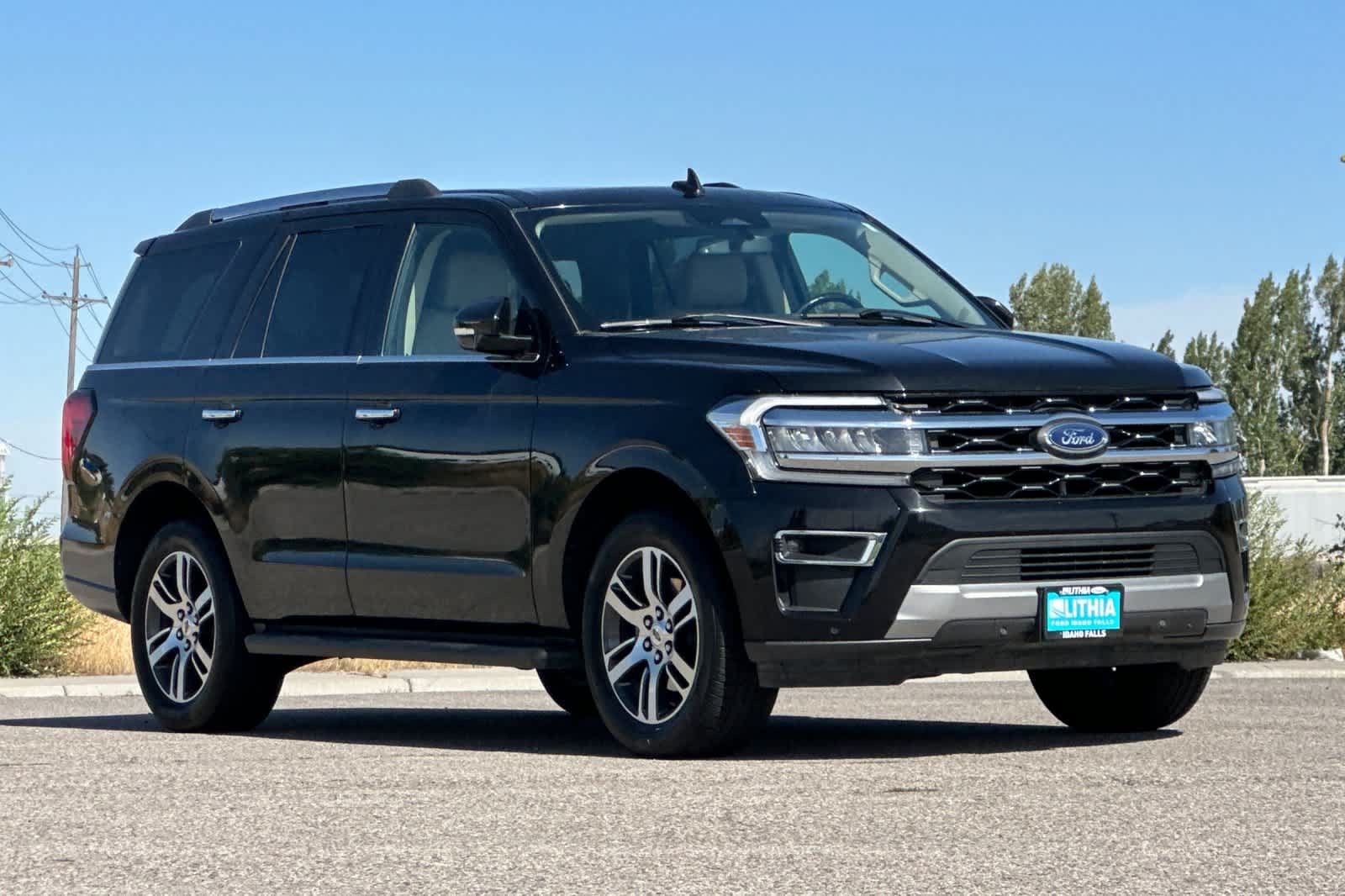 Certified 2024 Ford Expedition Limited AWD/4WD image 9