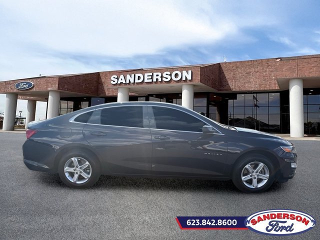 Used 2023 Chevrolet Malibu LT FWD image 2