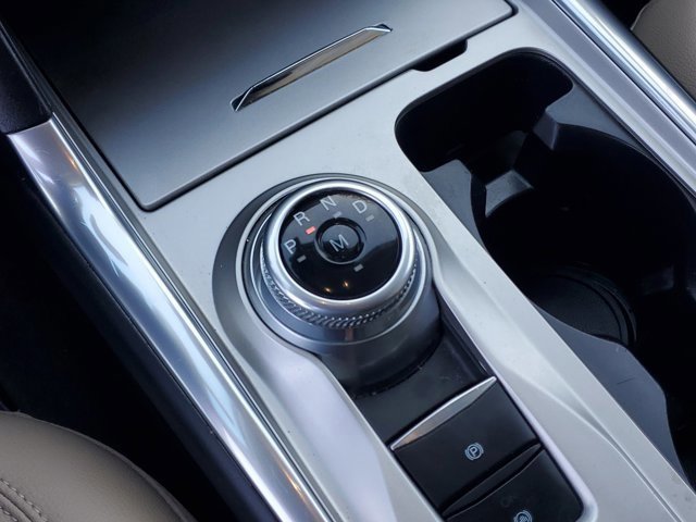 Certified 2020 Ford Explorer XLT w/ Equipment Group 202A image 28