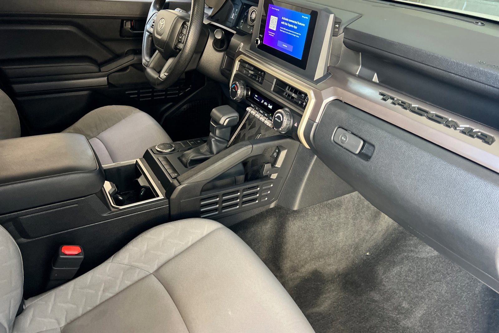 Used 2025 Toyota Tacoma TRD Sport image 15