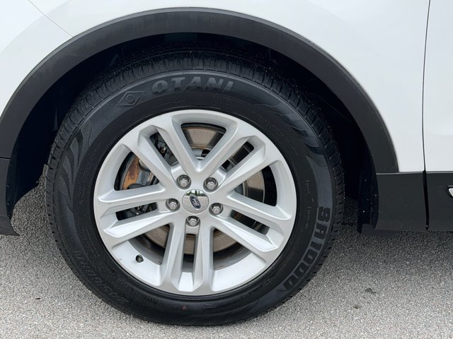 Certified 2017 Ford Explorer XLT FWD image 13