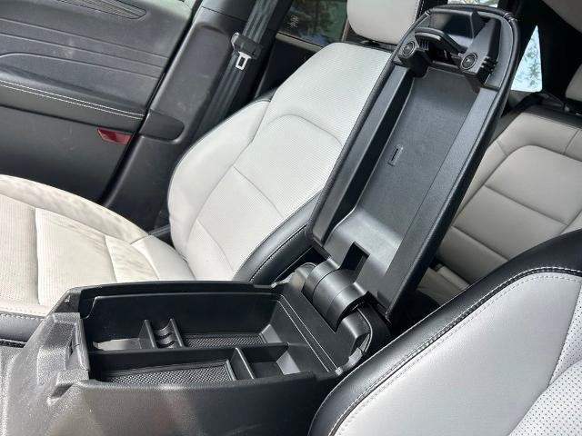 Certified 2023 Ford Escape Platinum AWD/4WD image 37