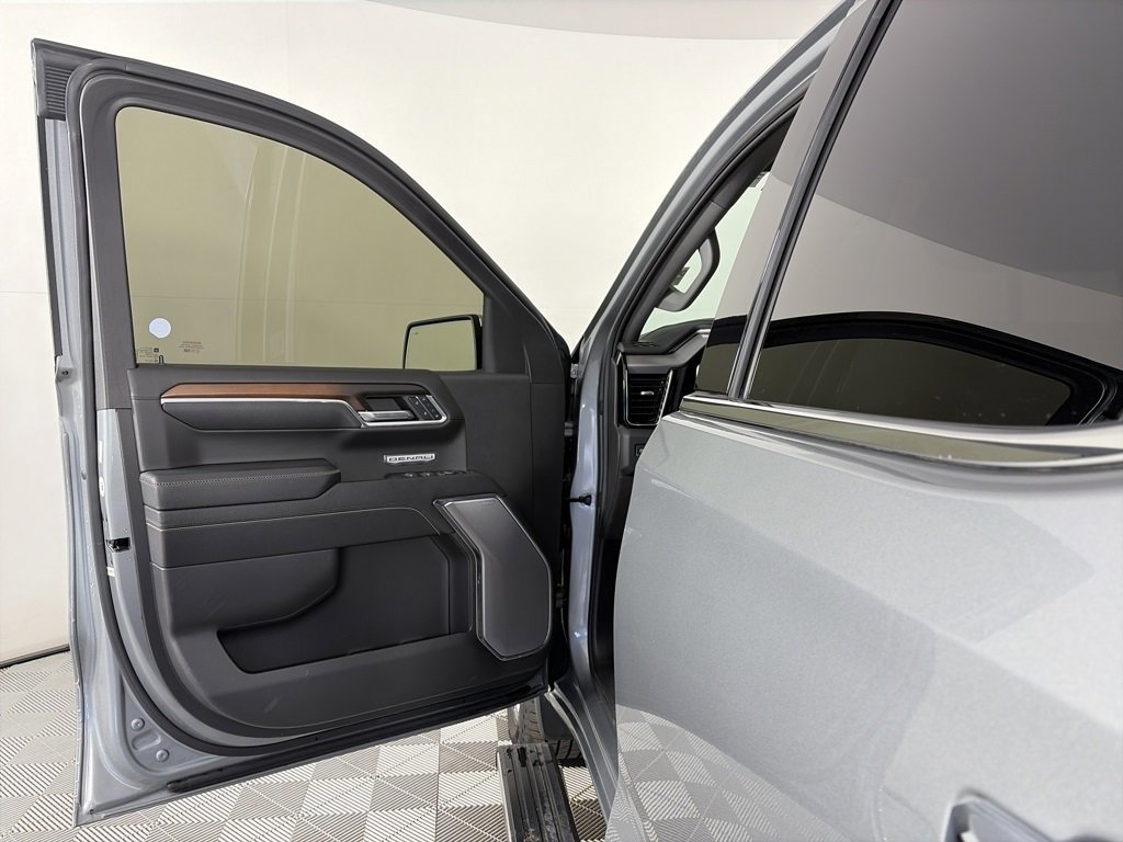 Used 2024 GMC Sierra 1500 Denali image 10